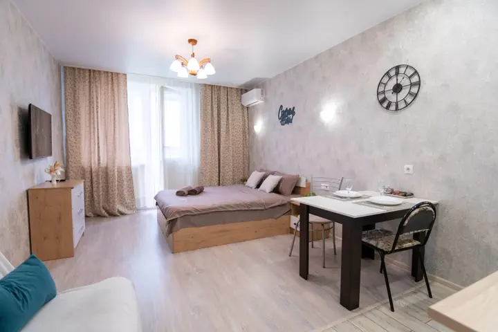 Мордвес: Апартаменты Hedonism Aparts на Новомосковской 4
