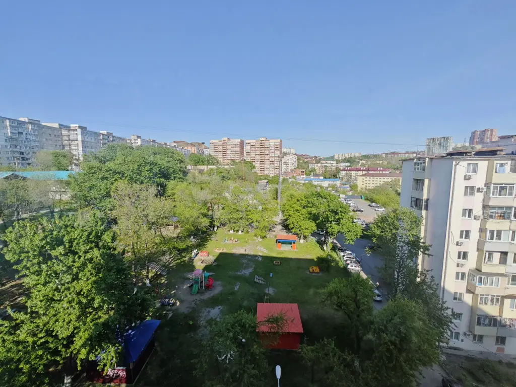 Владивосток: Квартира 2-х комнатная рядом с центром города