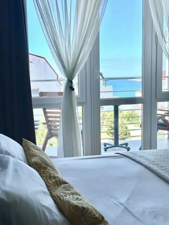 Севастополь: Апартаменты Family Loft с видом на море