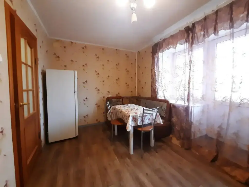 Сосновый Бор: Квартира на Парковой Улице 46