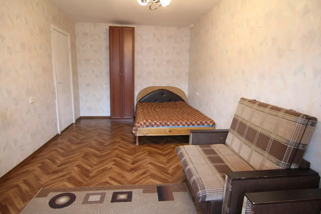 Сосновый Бор: Квартира на Комсомольской Улице 15