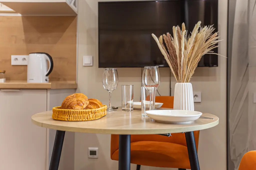 Владивосток: Апартаменты TopHouse на Стрелковой 18к2