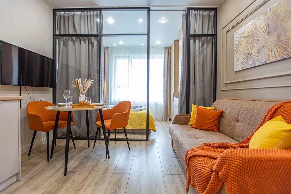 Владивосток: Апартаменты TopHouse на Стрелковой 18к2