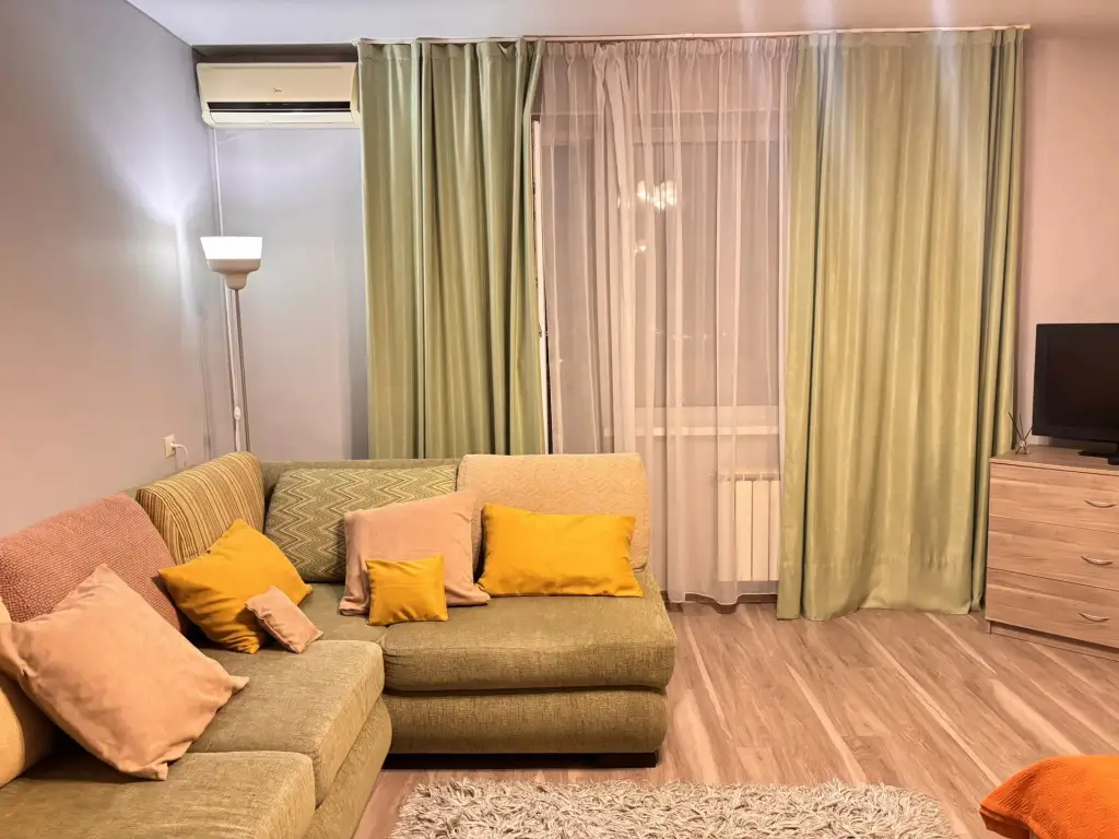 Омск: Квартира Rooms 55