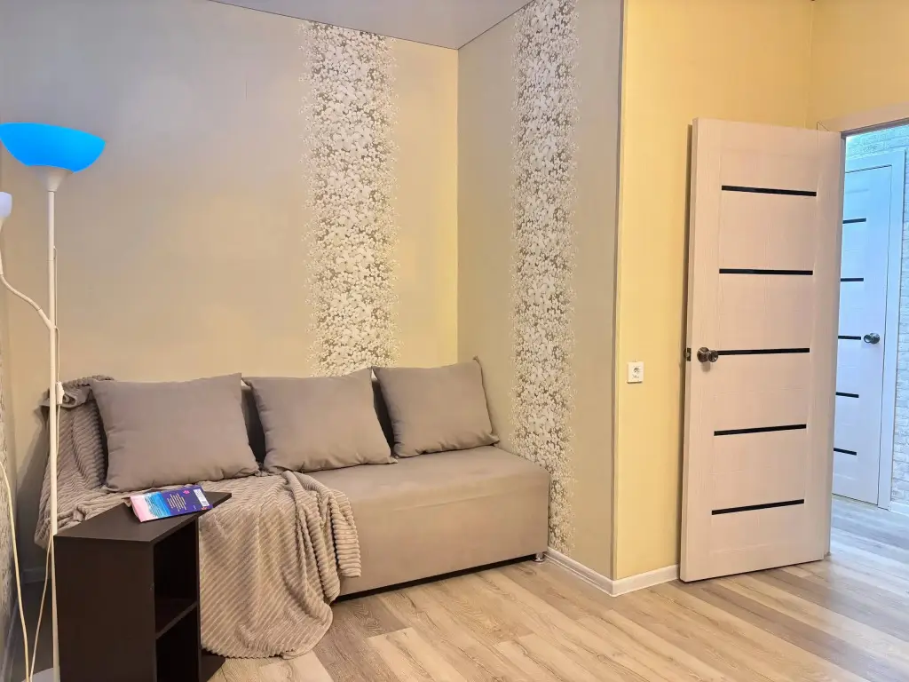 Омск: Квартира Rooms 55
