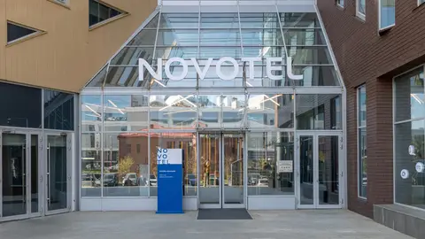 Отель Novotel Архангельск — фото 1