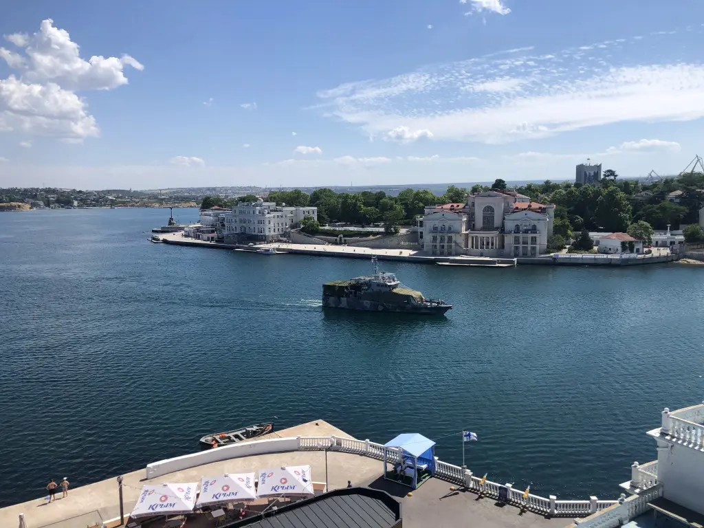 Севастополь: Апартаменты в центре с видом на Севастопольскую бухту