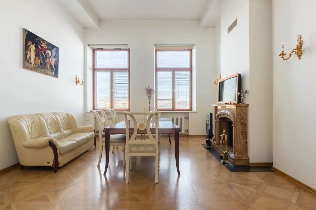 Sukhaparina: Апартаменты a.m. Rooms Neva River View (Angliyskaya Naberezhnaya)