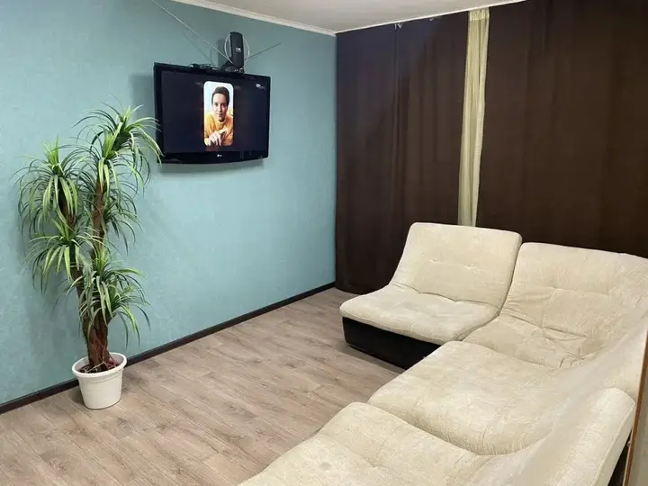 Воркута: Квартира на 1-линейной 3