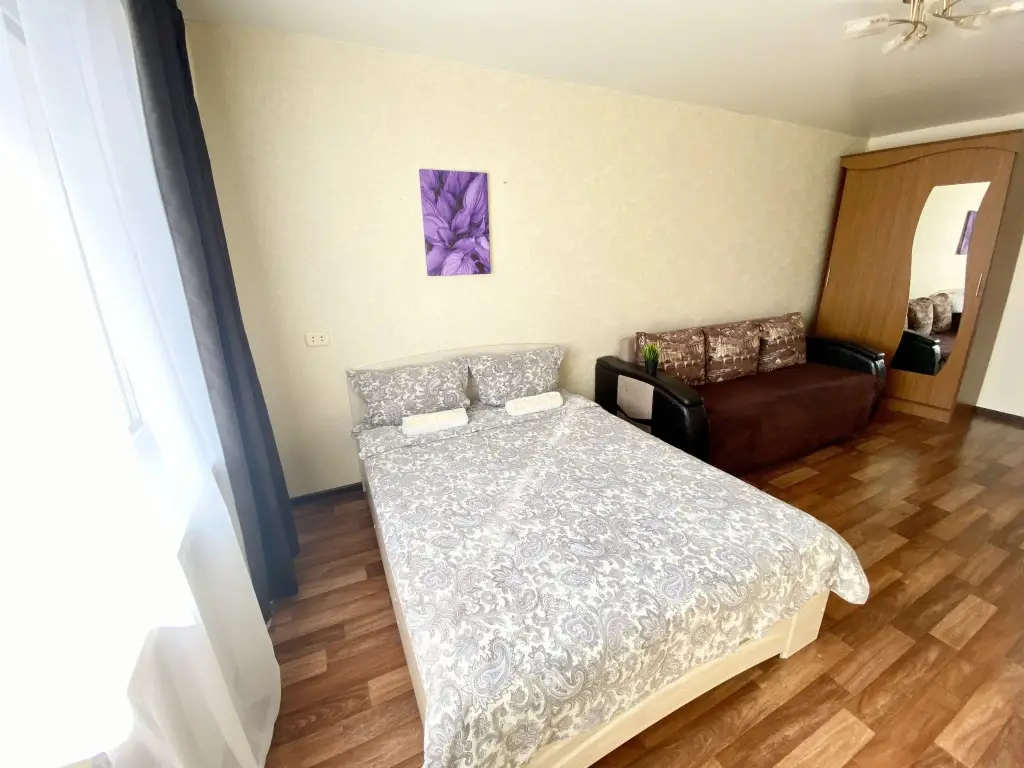Сызрань: Квартира на Комарова 4