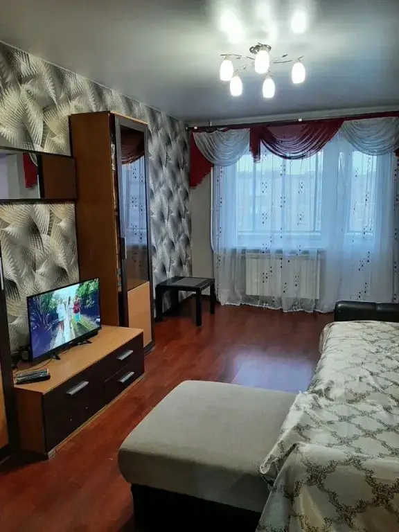 Каменск-Уральский: Квартира на Каменской 55
