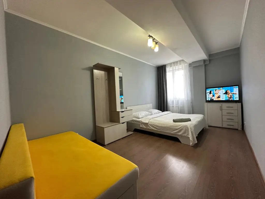 Новый Уренгой: Квартира Дом 89 3комн на Энтузиастов 3
