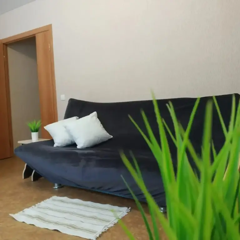 Уфа: Квартира двухкомнатная рядом с Госпиталем Мать и Дитя