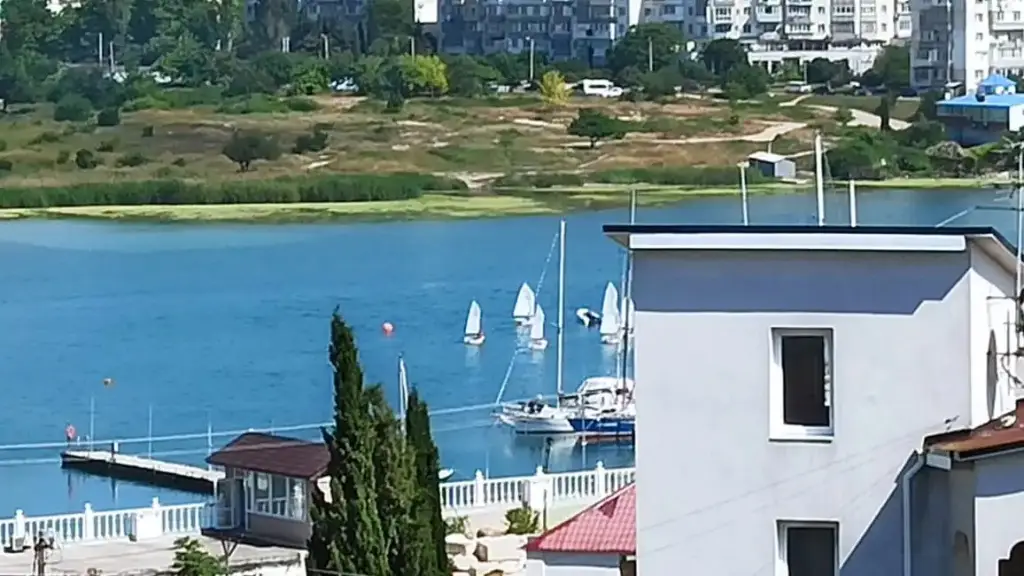 Севастополь: Квартира у Моря с Бассейном 2