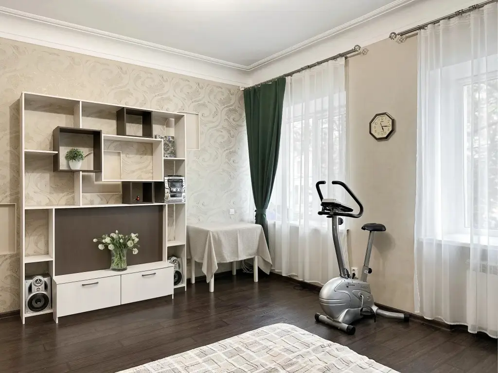 Уфа: Квартира в знаменитом Доме специалистов в самом сердце Уфы