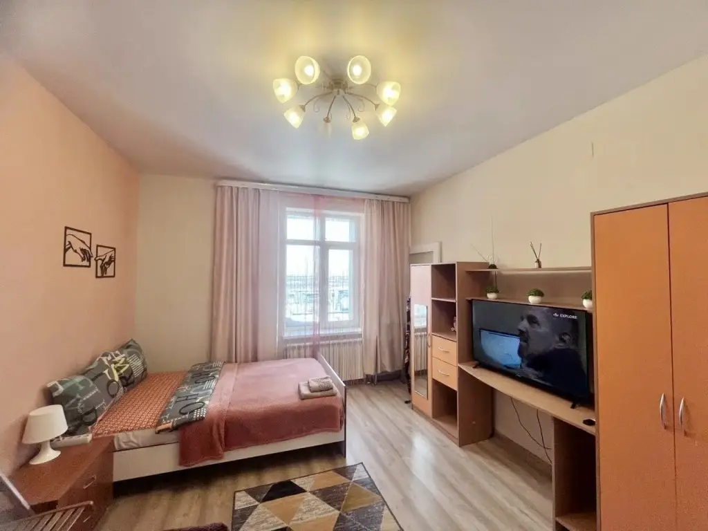 Новый Уренгой: Квартира 2 комнатная дом 89 в мкрн Славянский 1/3