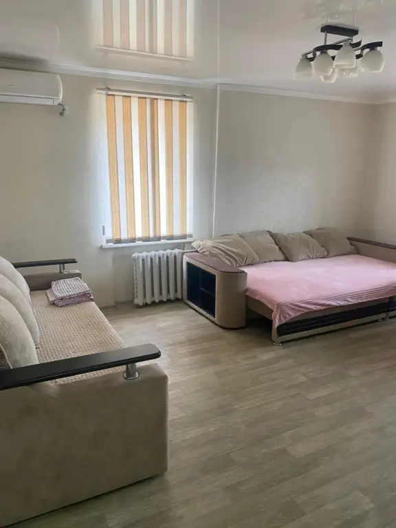 Каменск-Шахтинский: Квартира на улице Героев Пионеров 73