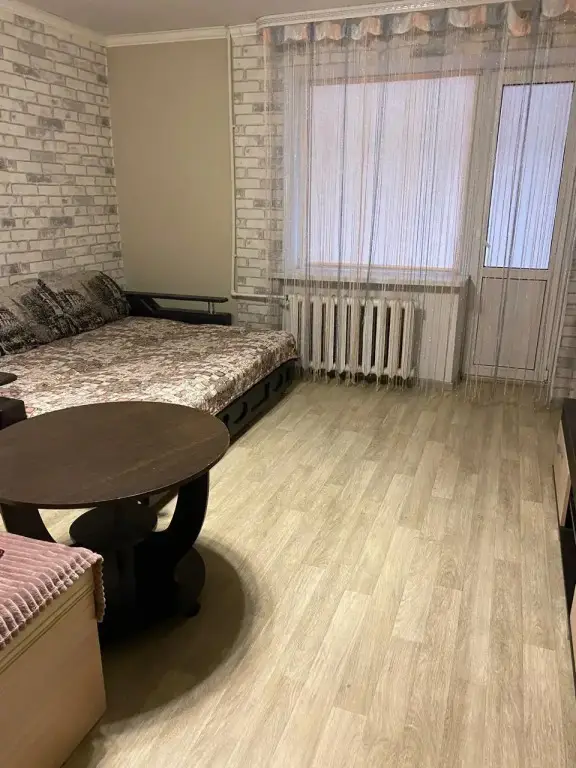 Каменск-Шахтинский: Квартира на улице Героев Пионеров 71А