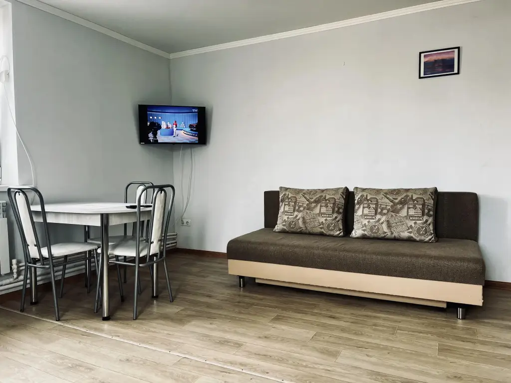 Альметьевск: Апартаменты Квартира Фурманова 22Д