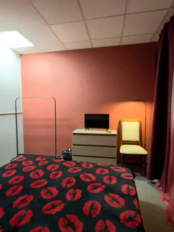Челябинск: Гостевой дом Блек куб