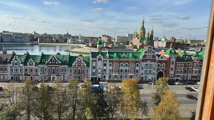 Йошкар-Ола: Квартира в центре с шикарным видом на набережную Брюгге