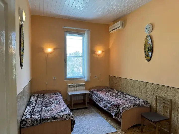 Геленджик: Частный дом 077 Эконом с Кухней и Террасой Под Ключ