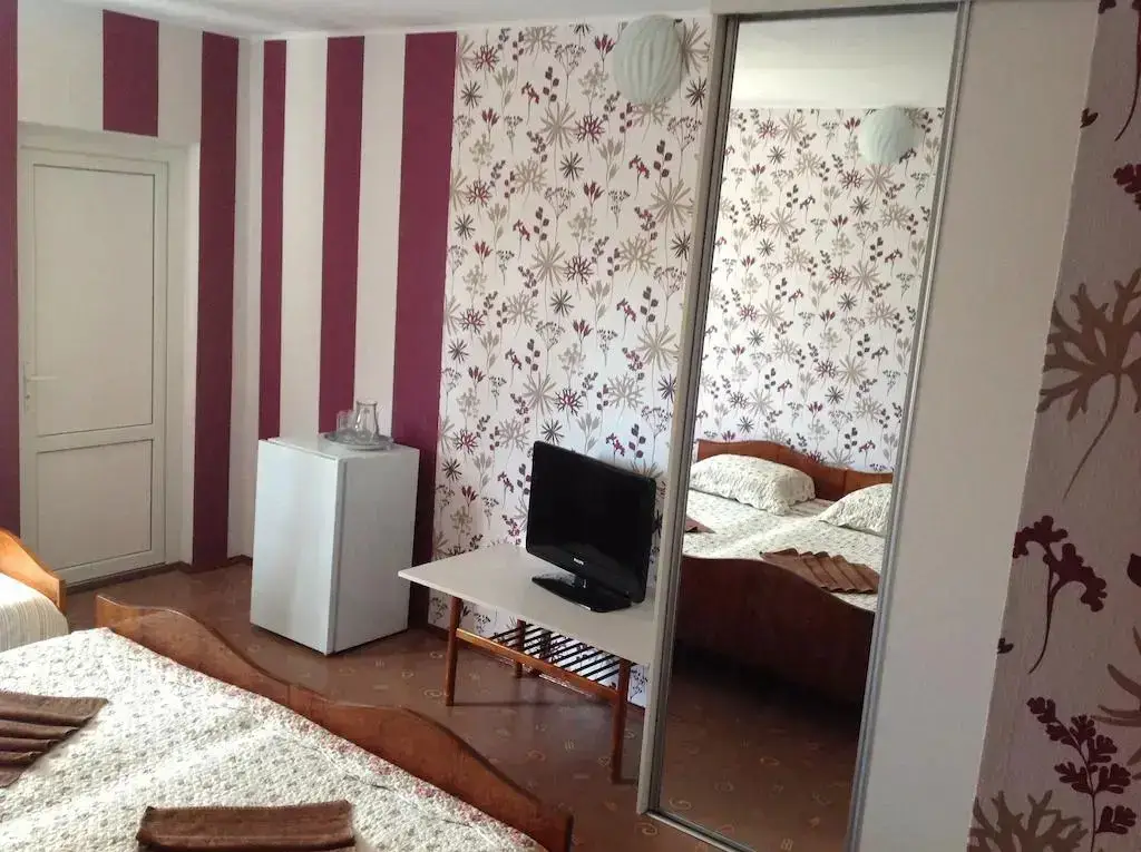 Береговое (Бахчисарайский район): Divo Hotel