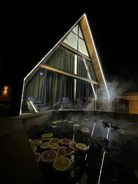 Каменномостский: Частный дом A-Frame. Sunset. Las Nubes Village