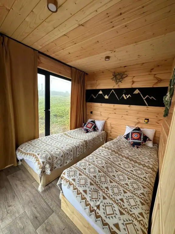 Петропавловск-Камчатский: Vilyuchik Camp (Вилючик Кэмп)