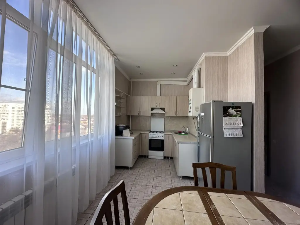 Славянск-на-Кубани: Квартира двухкомнатная 65 м²