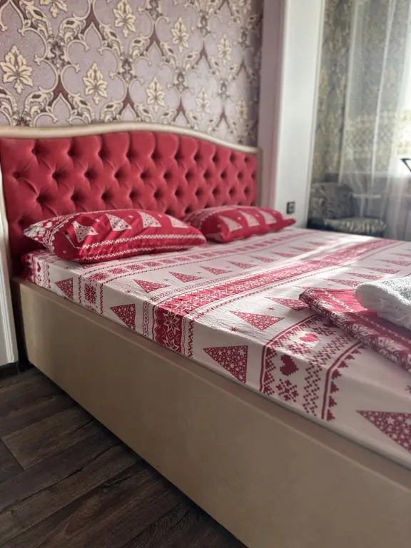Новый Уренгой: Квартира в Микрорайоне Дружба 1/2