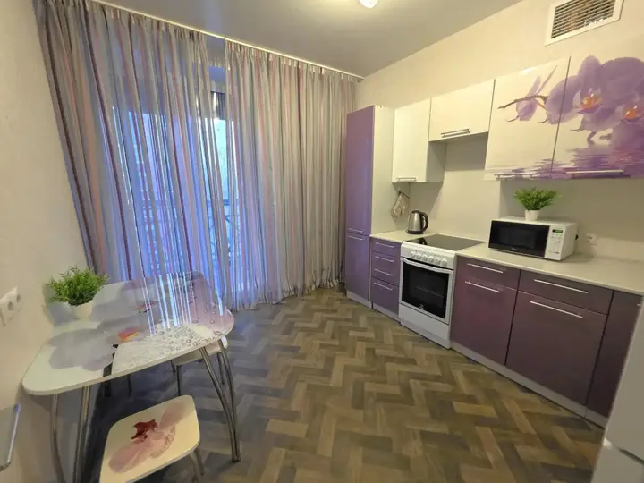 Северодвинск: Апартаменты SeveRent на Лесной 37