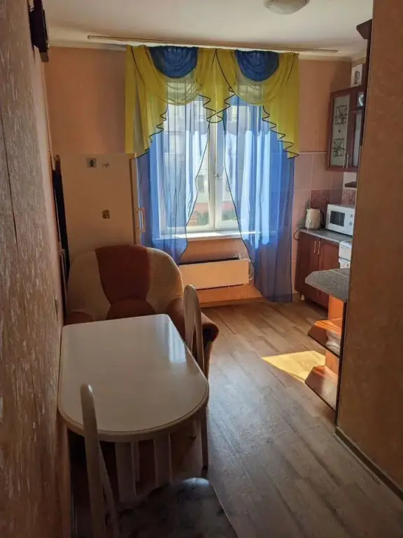 Ноябрьск: Квартира Изыскателей 40А
