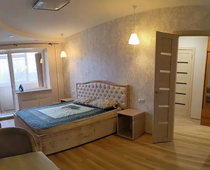 Ноябрьск: Квартира на Космонавтов 26