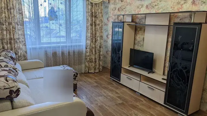 Ноябрьск: Квартира на Советской 54