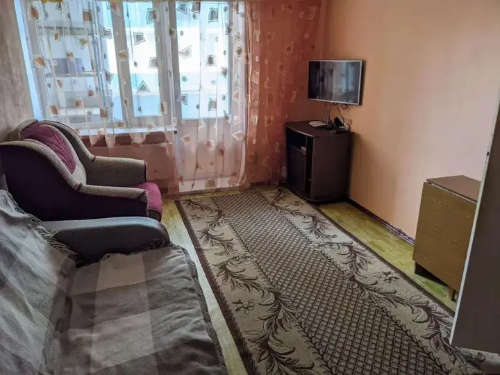 Ноябрьск: Квартира на Новосёлов 1