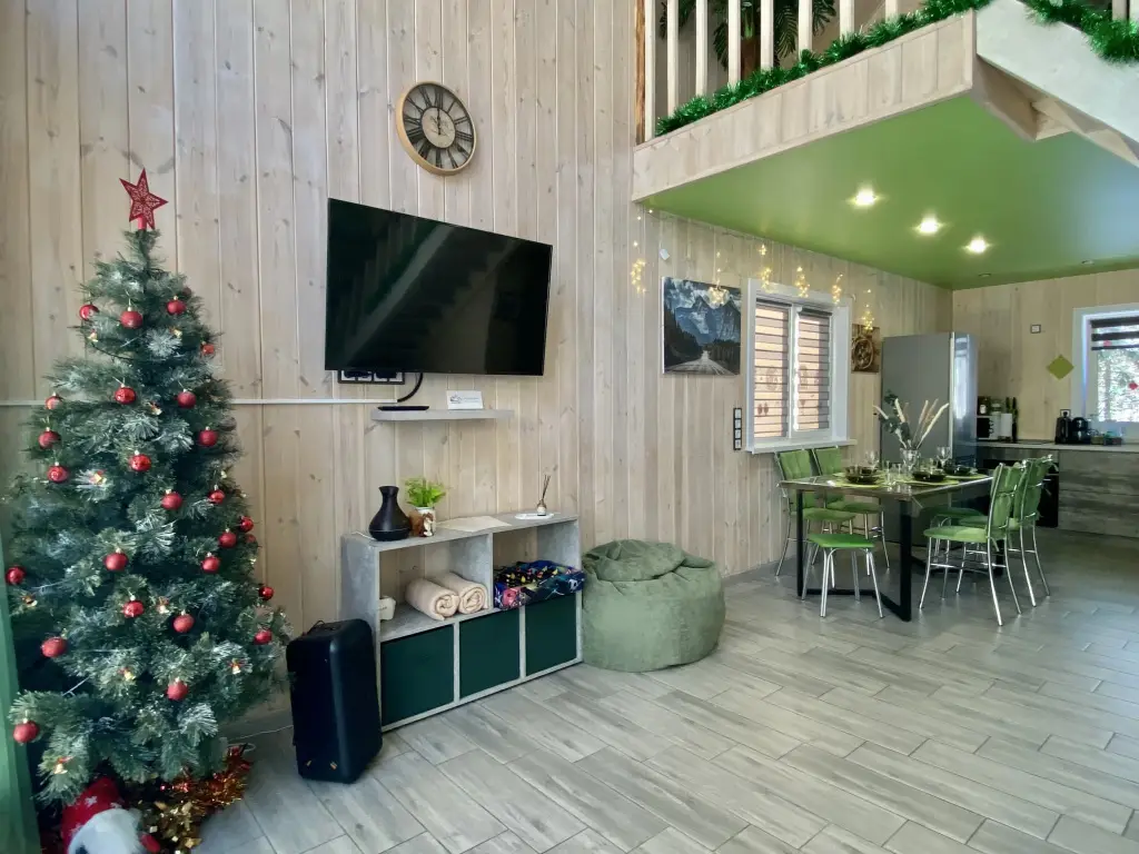 Шерегеш: Частный дом уютный барн Green House