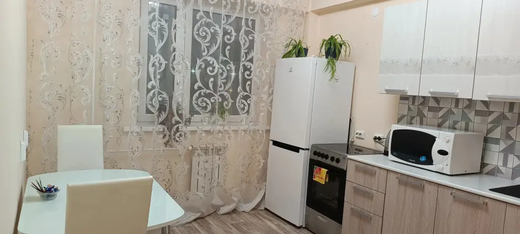 Иркутск: Квартира на Можайского 3/2