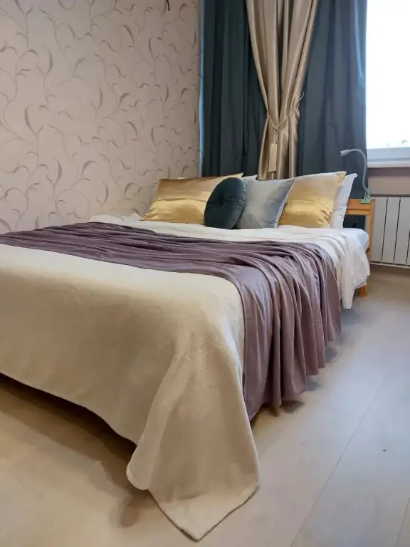 Уфа: Квартира ЕвроДвушка Аксакова 81/1 на 17 Этаже до 7 Чел