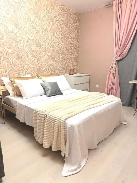 Уфа: Квартира ЕвроДвушка Аксакова 81/1 на 17 Этаже до 7 Чел
