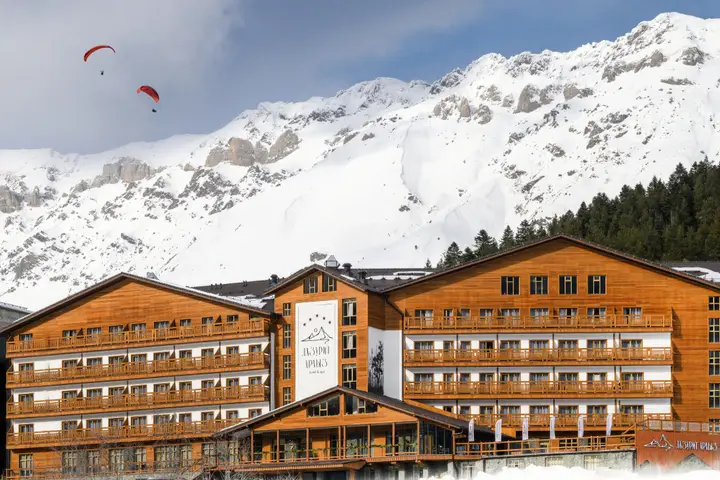 Архыз: Отель Лазурит Архыз Hotel & SPA 5*