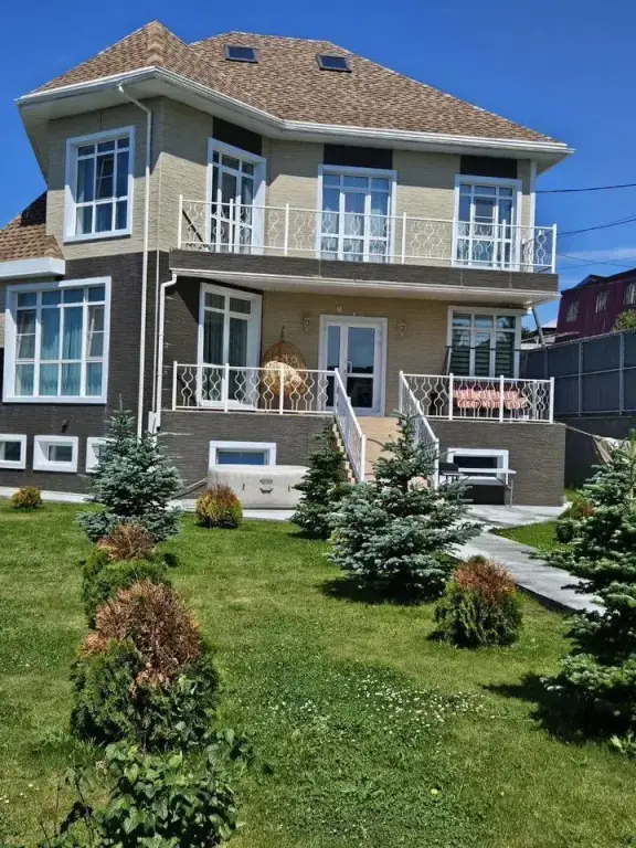 Петропавловск-Камчатский: Частный дом на Ушакова 17