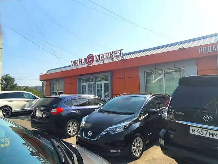 Владивосток: Апартаменты Хоум Тайм на улице Адмирала Кузнецова, д. 80