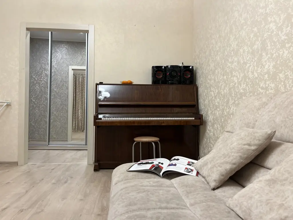 Уфа: Квартира Просторная 2шка напротив Уфа- Арены