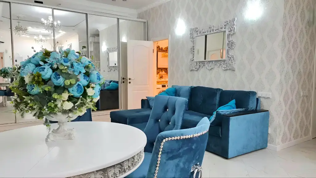 Геленджик: Квартира Royal Apartment на Крымской 22 Четырехкомнатные