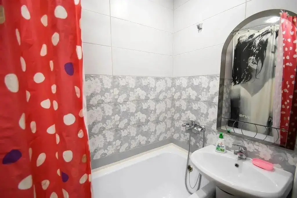 Омск: Квартира на Ул Химиков 4