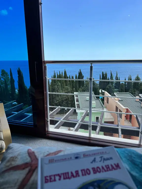 Алушта: Апартаменты Море с панорамным видом на море