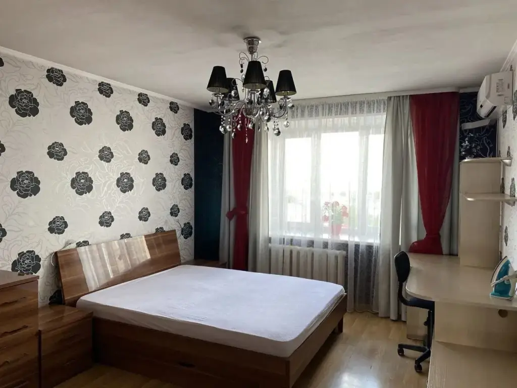 Квартира уютнaя трёхкoмнaтнaя co вceми уcловиями — фото 1