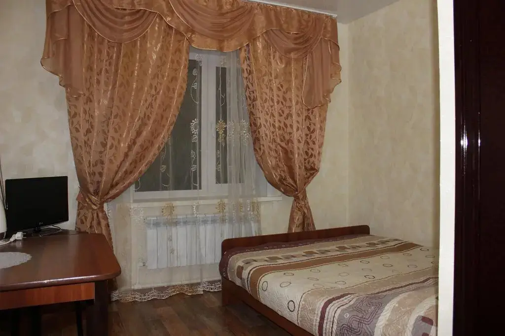 Змеиногорск: Hotel Na L'va Tolstogo