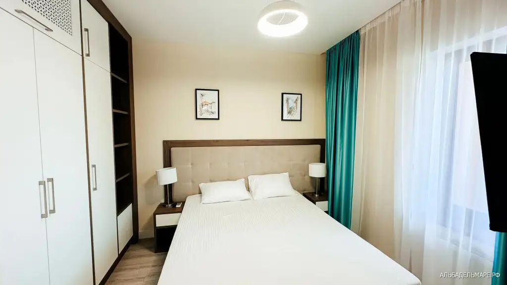 Заозерное: Апартаменты ЖК Альба дель Маре Junior suite Двухкомнатный номер